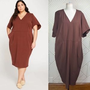 Universal Standard Moira V-Neck Twill Dress in Mocha Brown Size S / US 14-16
